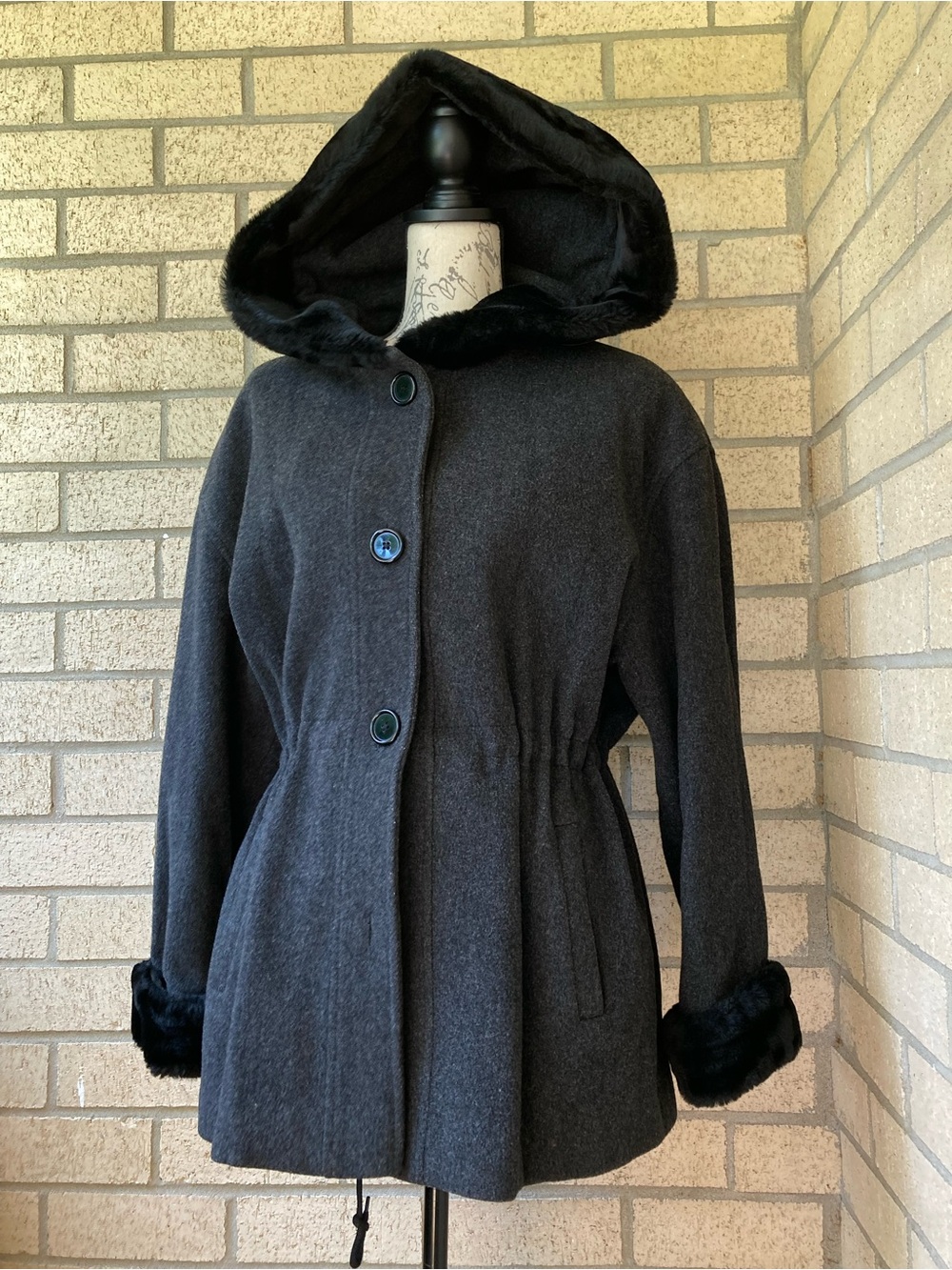 Albert Nipon Adjustable Waist Gray Wool Coat Black Faux Fur Hood & Cuffs XS
